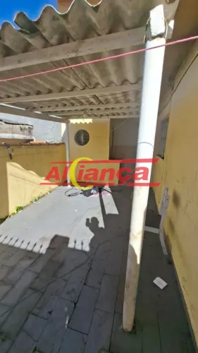 Sobrado para alugar com 1quarto, 1 vaga - JD. Paraventi - Guarulhos
