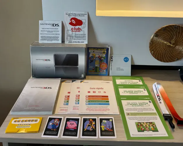 Nintendo 3 DS Cosmo Black Completo na caixa com Manual de Colecionador