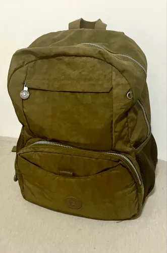 Mochila nunca usada