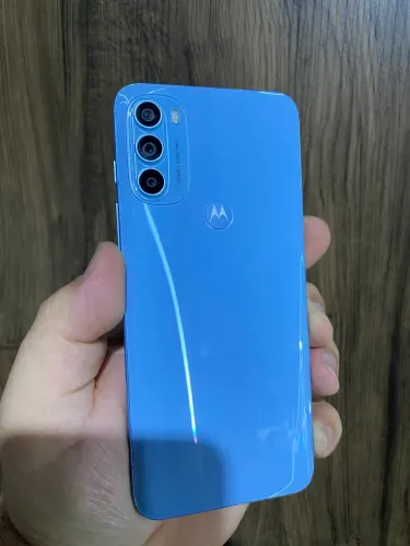 Moto G71 5G 6 de RAM 128 gigas Acompanha carregador capinha película 3D
