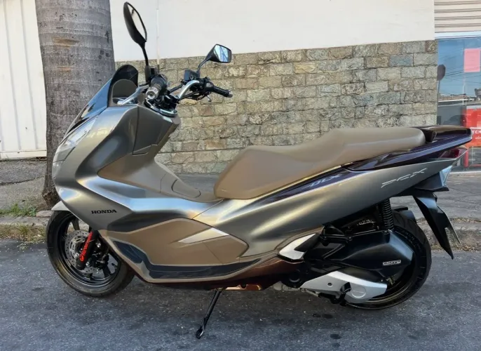 Moto pcx 2022 único dono