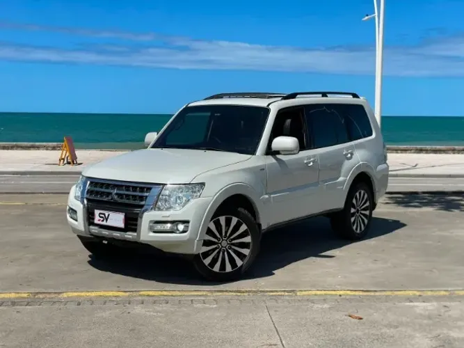 Mitsubishi Pajero HPE Full 3.2 4X4 T.i.dies. 5P AUT 2011