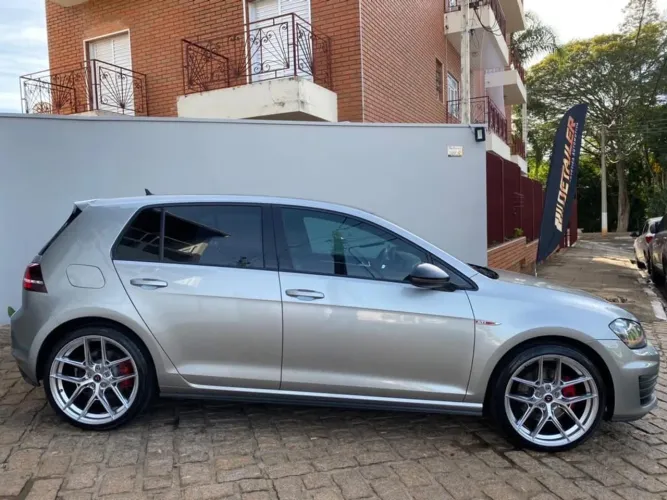 Volkswagen Golf GTI 2.0 TSI 220cv Aut. 2014