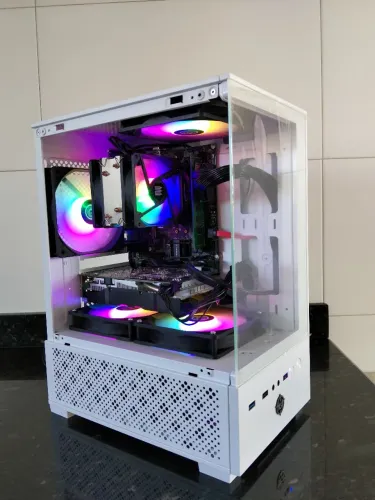 OPORTUNIDADE PC GAMER RX580