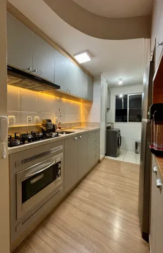 Poucos apartamentos entregam tanto por esse valor.