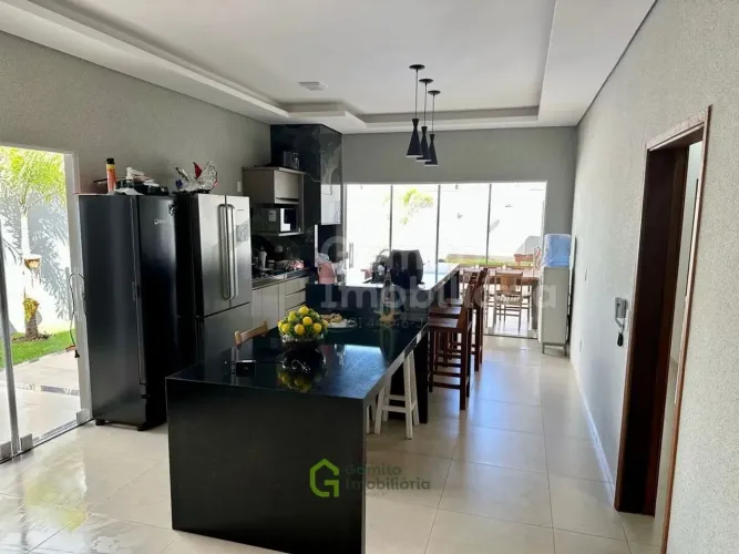 Casa 3 quartos sendo 1 suíte Vila Lobos Olímpia