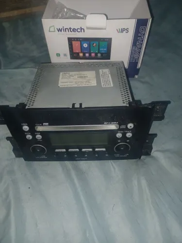 Radio original gm esta sem os cabos vindi carro esqueci de retirar apenas 150$