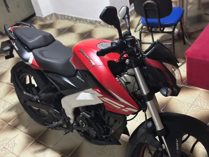 Bajaj/dominar d160