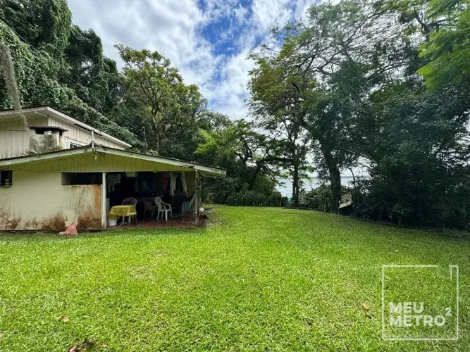 Terreno á venda no Canto dos Araças | Florianópolis | SC