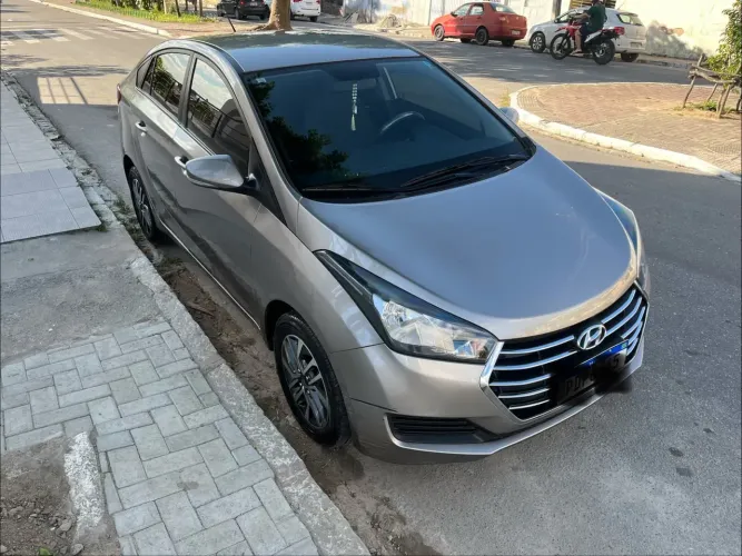 Hyundai HB20S C.plus/c.style 1.6 Flex 16V Mec.4p 2018
