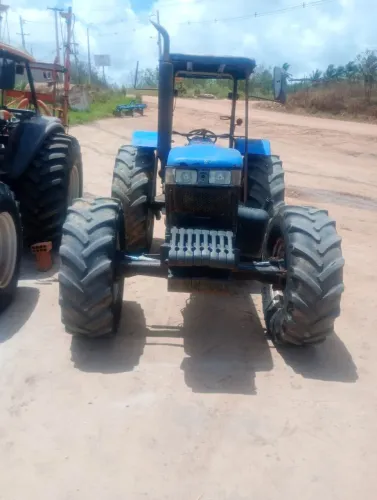 Trator New Holland