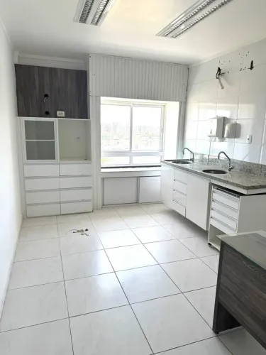 Sala Comercial à venda no Centro Médico Odontológico