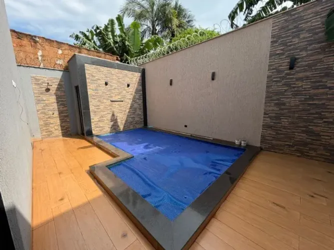 CASA A VENDA