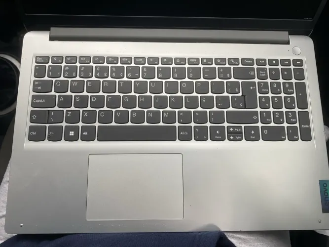 Lenovo IdeaPad 1 15IAU7