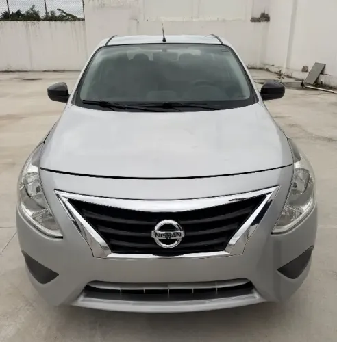 Nissan Versa 1.0 12V Flexstart 4P Mec. 2020