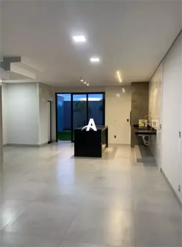 Sobrado com 165m² 3 quartos à venda no Vigilato Pereira