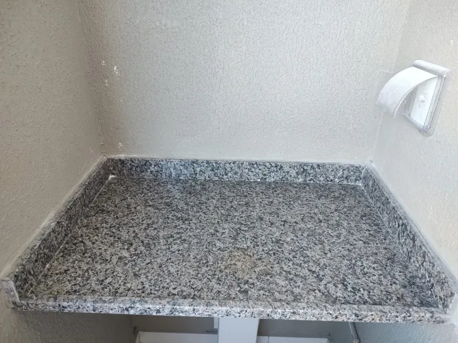 Peça de mármore 87x55