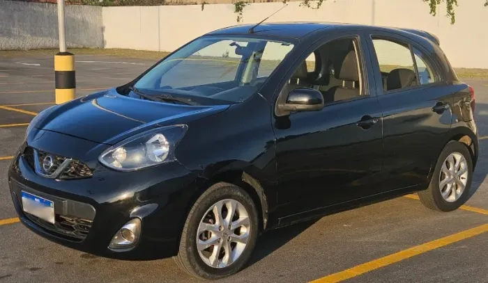 Nissan March SV 1.6 16V Flex Fuel 2015