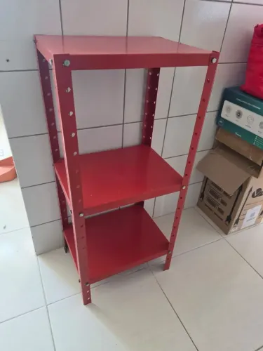 Estante desmontável