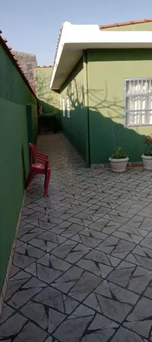 Casa a venda 40 m da Praia
