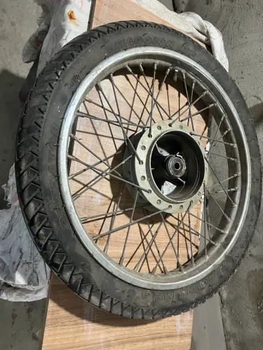 Vendo roda da GG 150 valor de 130,00ótimo estado 
