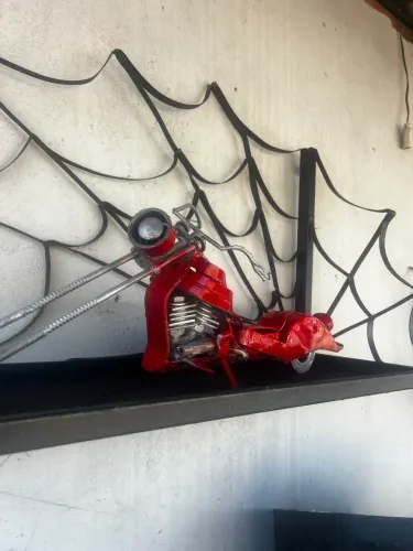 Escultura de moto