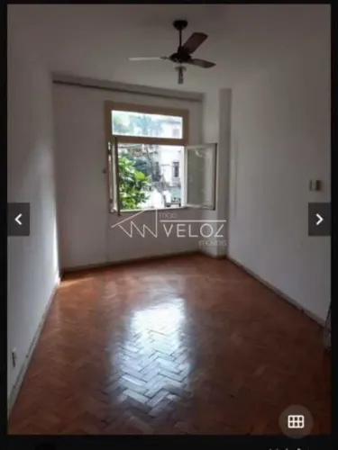 Apartamento : / Residencial / Centro