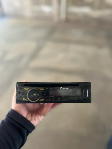 RÁDIO PIONEER 
