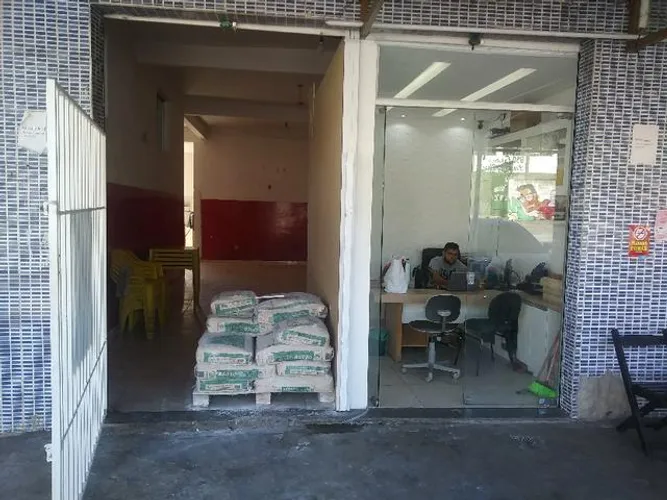 Alugo imóvel fins comerciais loja Bairro Goiânia A em rua com grande movimento