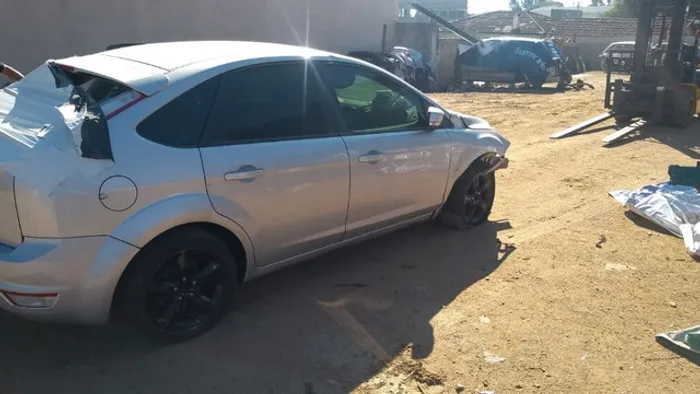 Sucata Ford Focus 2010 retirada de peça