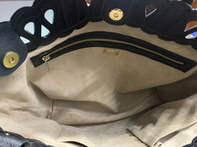 Bolsa Grande preta com Piton Victor Hugo