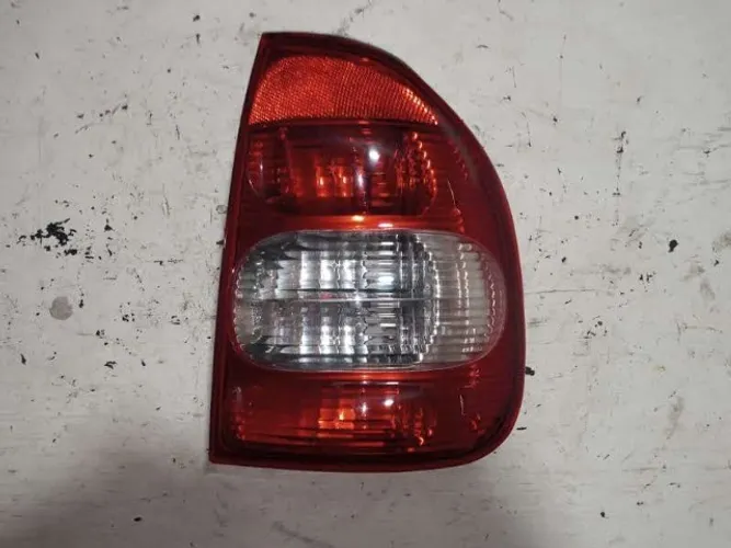 Lanterna Traseira Adap. Corsa Sedan 2000 Ré Cristal L.D
