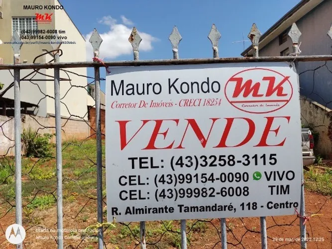 Terreno de 244,02 m2 no centro de Ibiporã, 1 quadra da prefeitura.