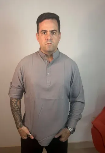 Bata Masculina em linho e algodão - M