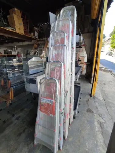 Escada apartir de 129,00