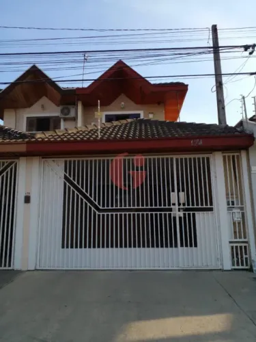 | CASA JD. DAS INDÚSTRIAS COM 03 DORMS. |