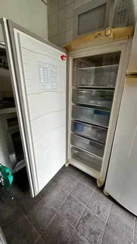 Freezer Vertical Consul 260 litros