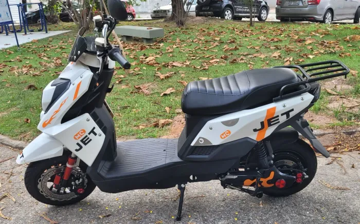 Scooter Elétrica Jet 130km
