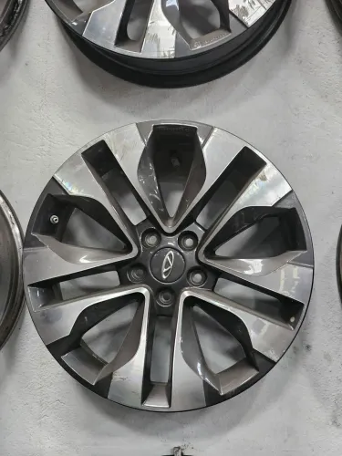 Jogo de roda original tiggo aro 18 5x108
