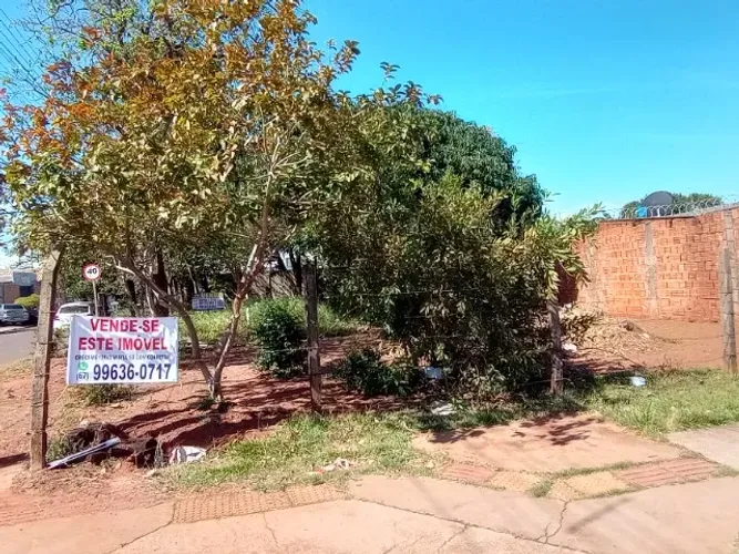 Terreno de esquina no Nova Lima, no asfalto, com ótima localização