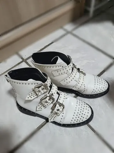 Bota coturno branca 