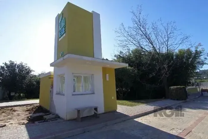 Terreno em Porto Alegre, no bairro Campo Novo, à venda.