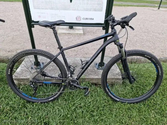 Bike Cannondale Aro 29 - Rockshox