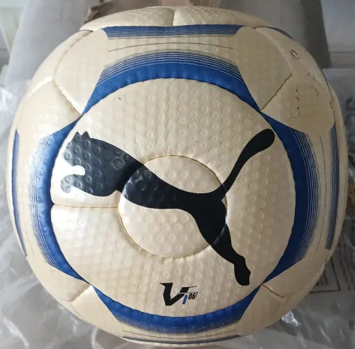 Bola de Futebol Puma - V1 06 - Athens - Campeonato Grego 2010 Frete Gratis