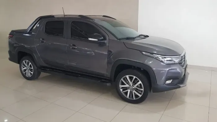 Fiat Strada Volcano 1.3 Flex 8V CD 2025