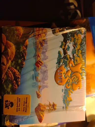 CD yes - 50 years live (semi-lacrado)