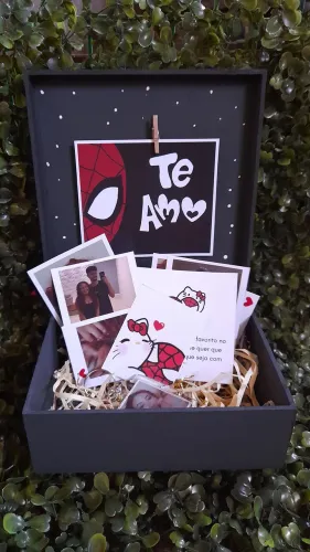 Caixinha homem aranha 