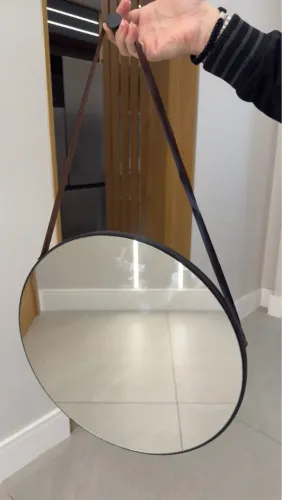 Espelho Redondo Decorativo com Alça em Couro