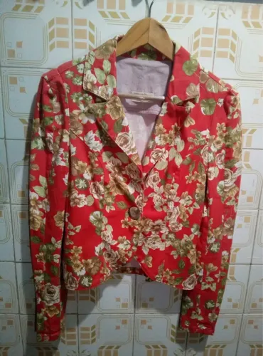 Blazer Feminino Florido Vermelho, Festa Junina, Tam P