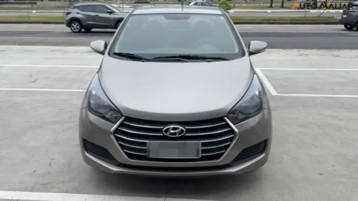 *HB20S 1.6 COMFORT PLUS 16V FLEX 4P AUTOMATICO 2018*